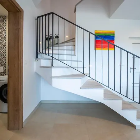 Apartment Leonard App Peroj